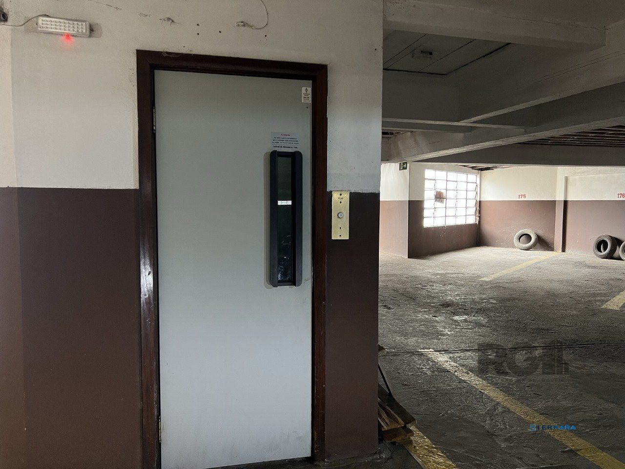 Box, à venda, Centro Histórico - Porto Alegre — foto 5