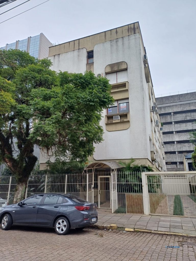 Apartamento a venda no bairro Menino Deus com 2 dormitórios