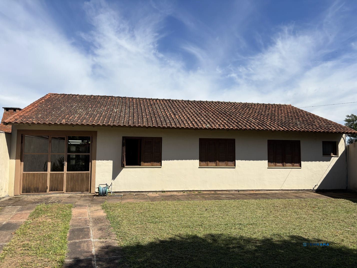 Uma casa em condomínio fechado em Águas claras. Goufe II