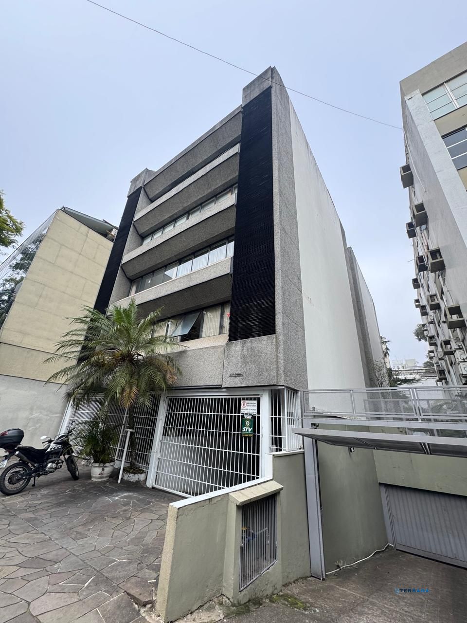 Sala Comercial, 2 salas, à venda, 68 m², Moinhos de Vento - Porto Alegre — foto 2