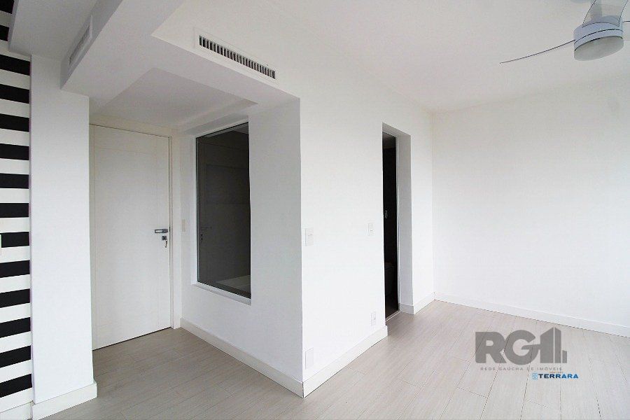 Apartamento no Residencial Embaixador, 3 quartos, à venda, 102 m², Independência - Porto Alegre — foto 2