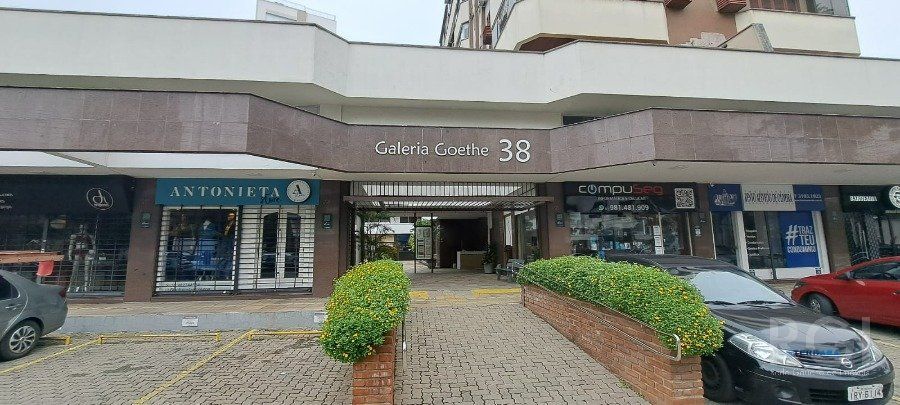 SALA COM 49,00M2 COM MEZANINO NA GOETH