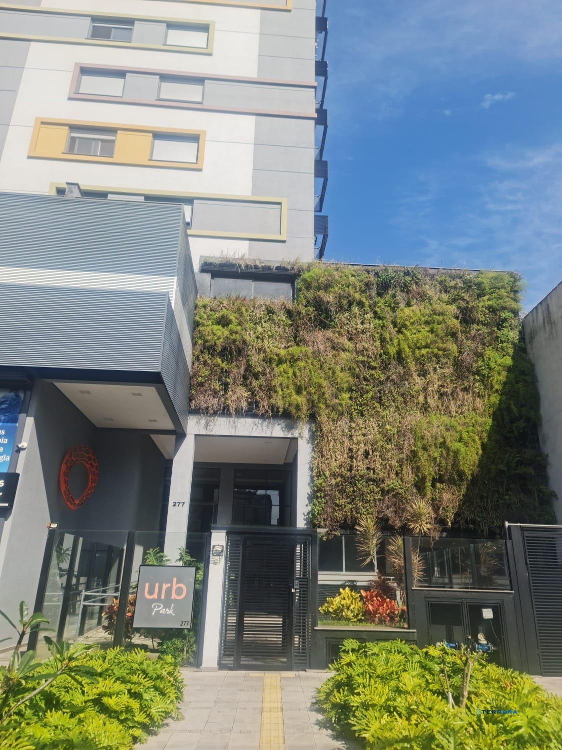 Apartamento 1 suite mais lavabo com 2 vagas