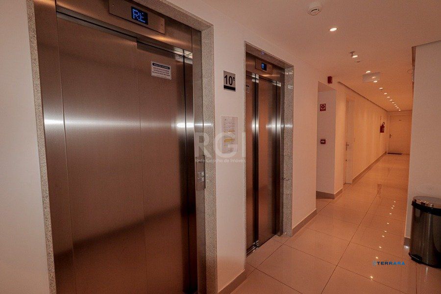 Sala Comercial, 1 sala, à venda, 48 m², Menino Deus - Porto Alegre — foto 4