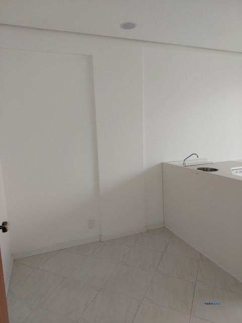 Sala Comercial, 1 sala, à venda, 53 m², Floresta - Porto Alegre — foto 4