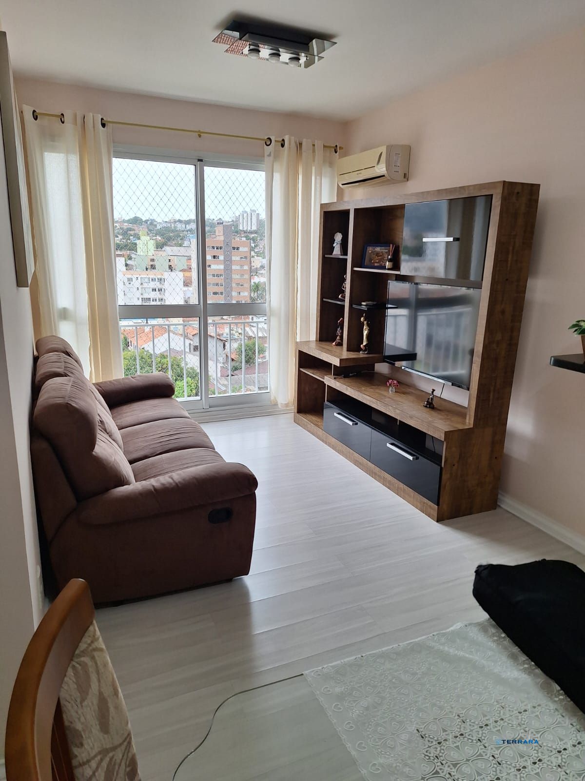 VENDA APARTAMENTO 2 DOMRITÓRIOS SUITE 1 VAGA NO PARTENON