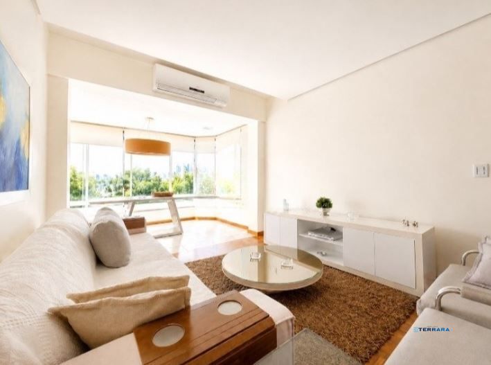 Apartamento amplo de 02 quartos com suite, 1 vaga no Menino Deus - Porto Alegre /RS