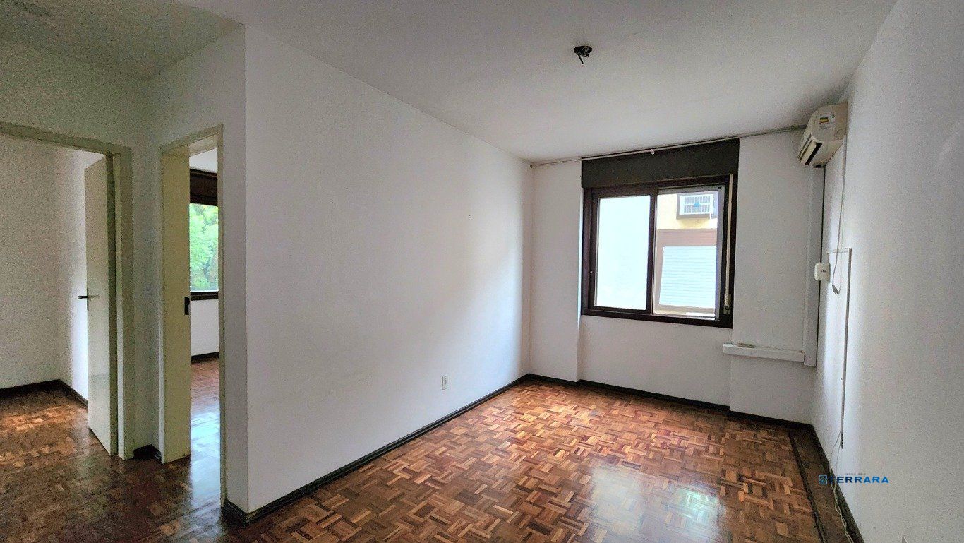 Apartamento com 2 Quartos e 1 banheiro à Venda, 67 m² no bairro Cavalhada