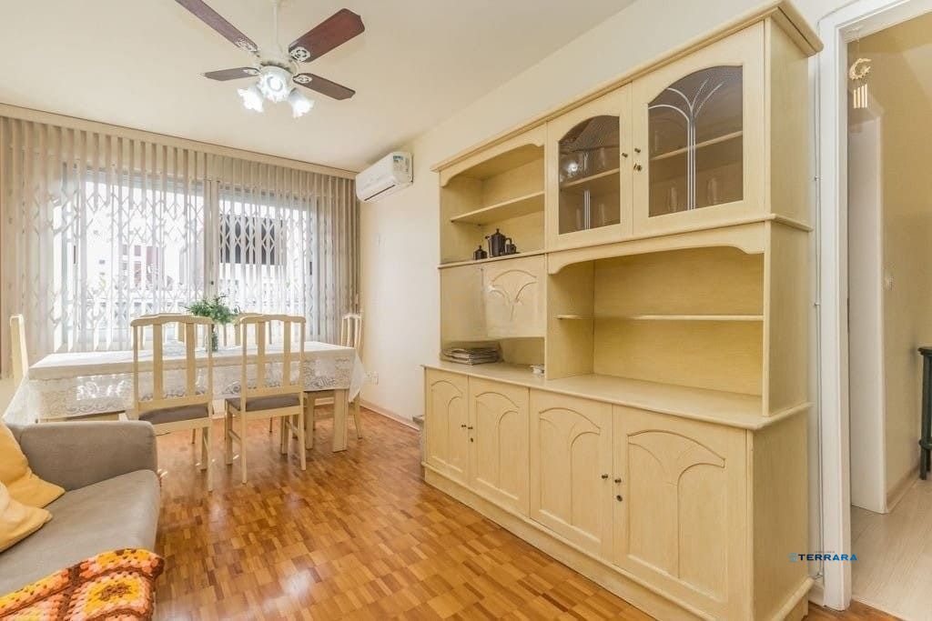 Apartamento Garden de 3 dormitorios á venda em Rio Branco, Porto Alegre