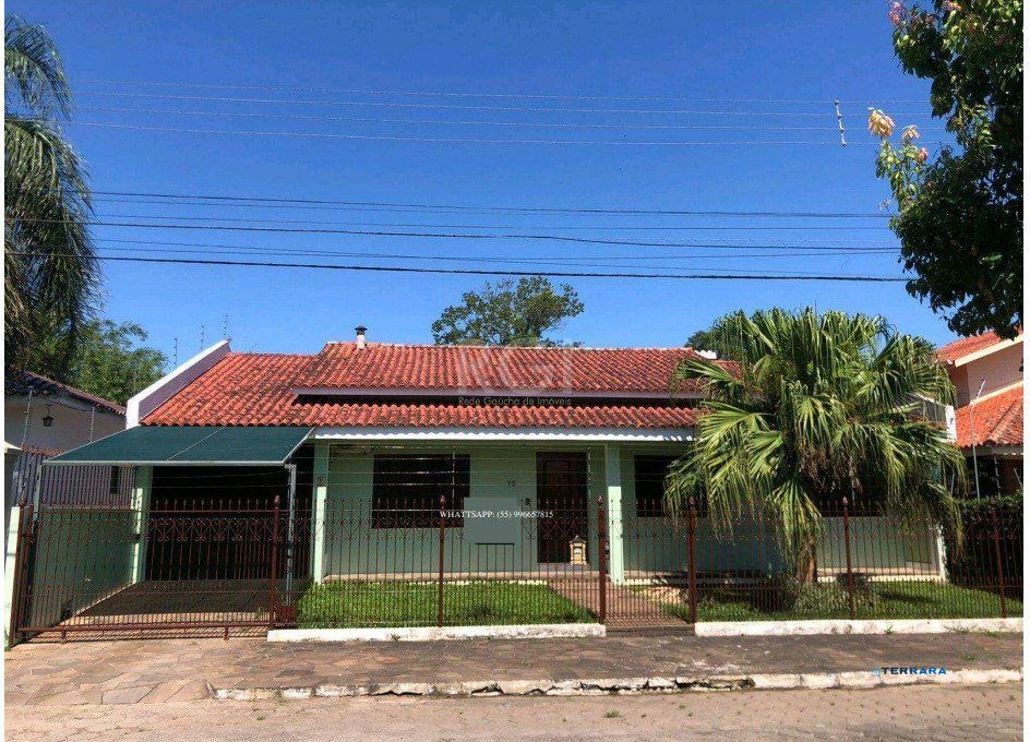 Casa para Venda - 180.19m², 3 dormitórios, sendo 1 suites, 2 vagas - Camobi