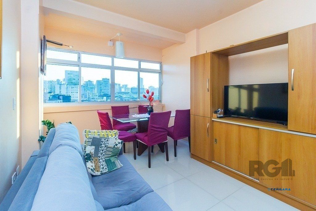 Apartamento de 64m², bairro Floresta