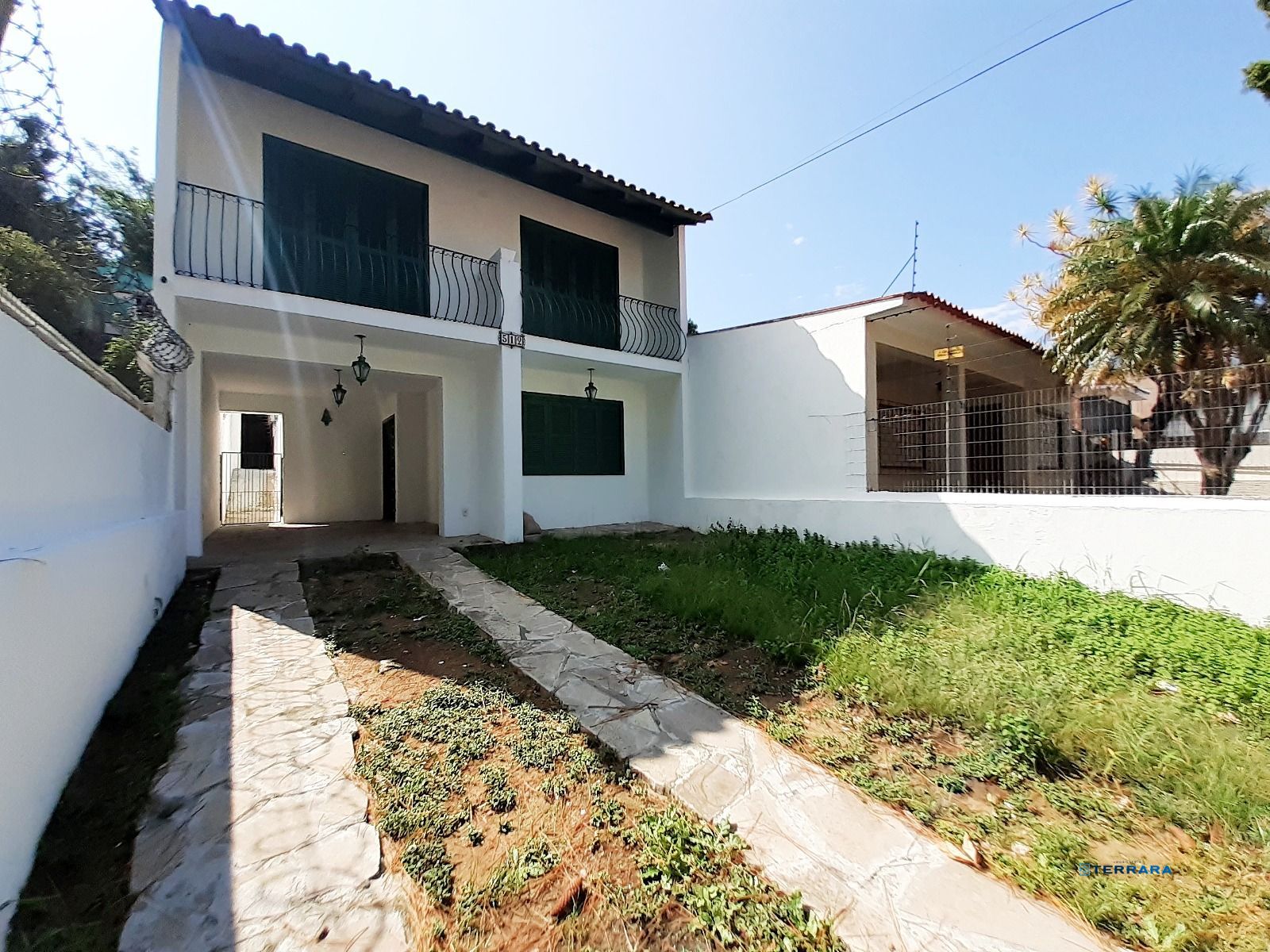 Casa para Venda - 124m², 3 dormitórios, 2 vagas - Glória