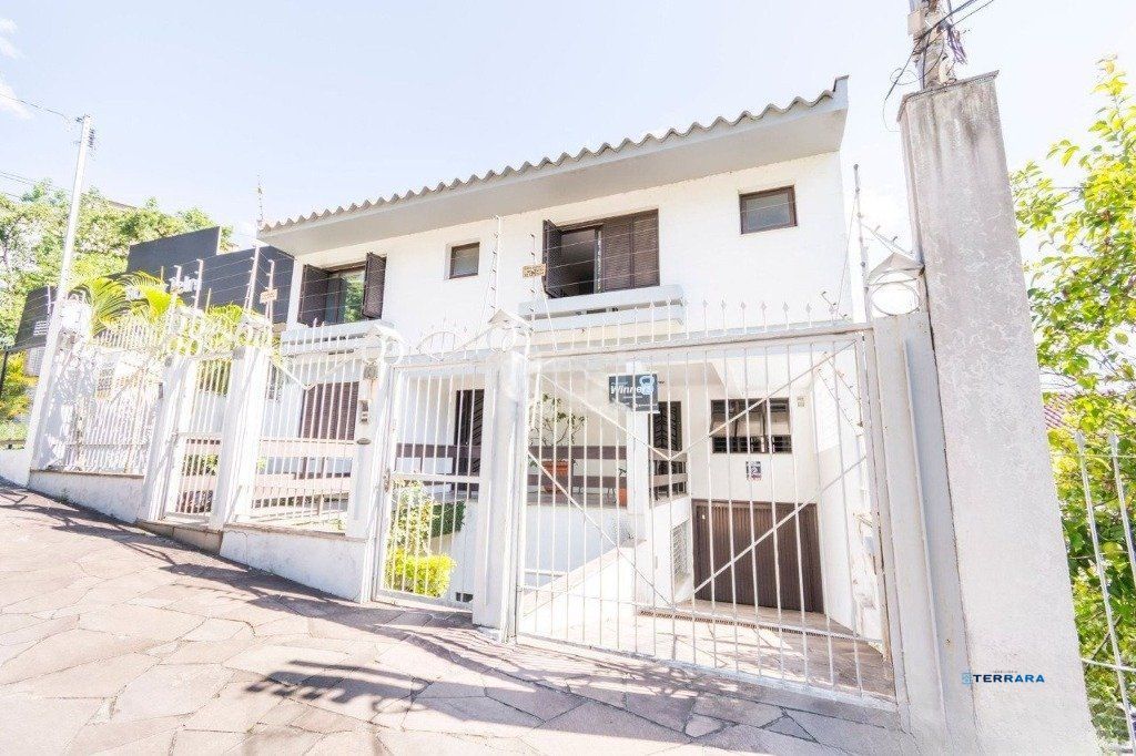 Casa com 333m² no bairro passo da areia