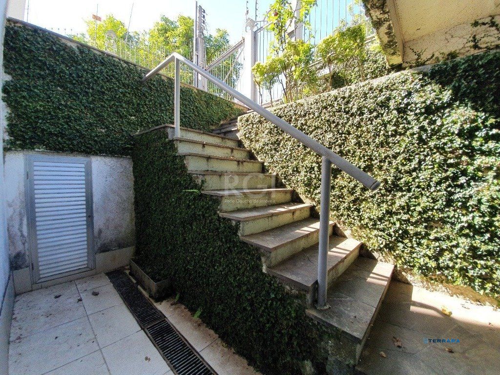 Casa Comercial, à venda, 333 m², Passo da Areia - Porto Alegre — foto 3