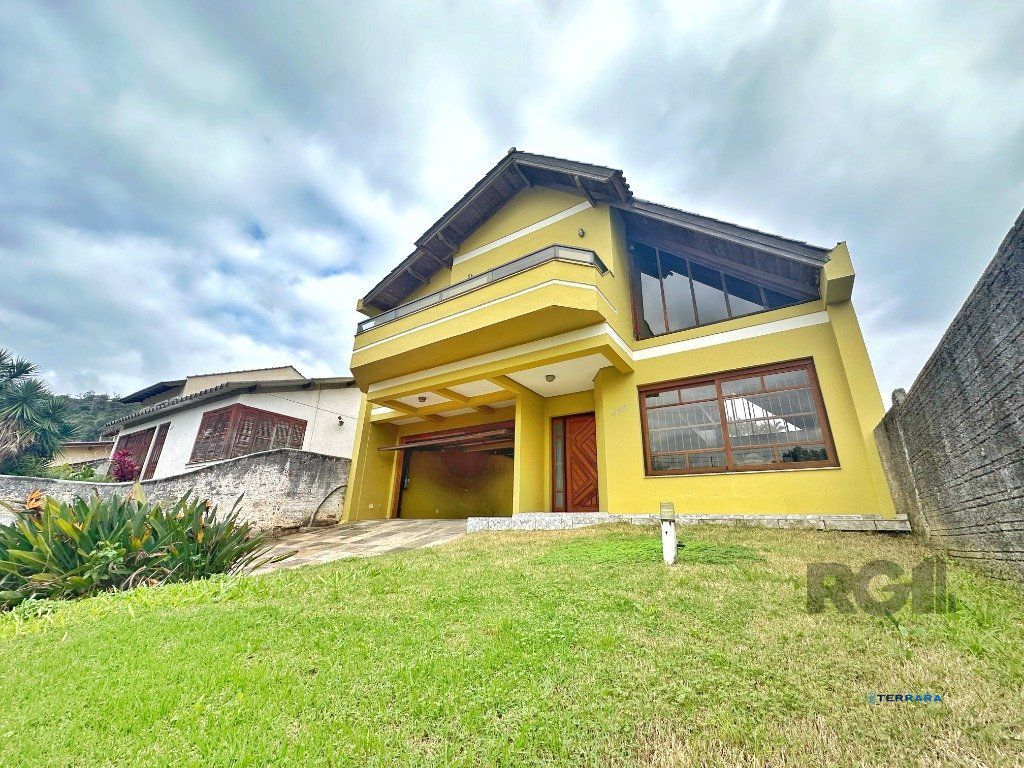 Casa 3 quartos à venda, 255m², Nonoai - Porto Alegre
