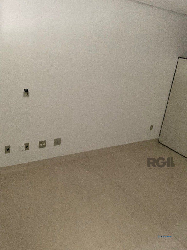 Sala Comercial, à venda, 37 m², Menino Deus - Porto Alegre — foto 4