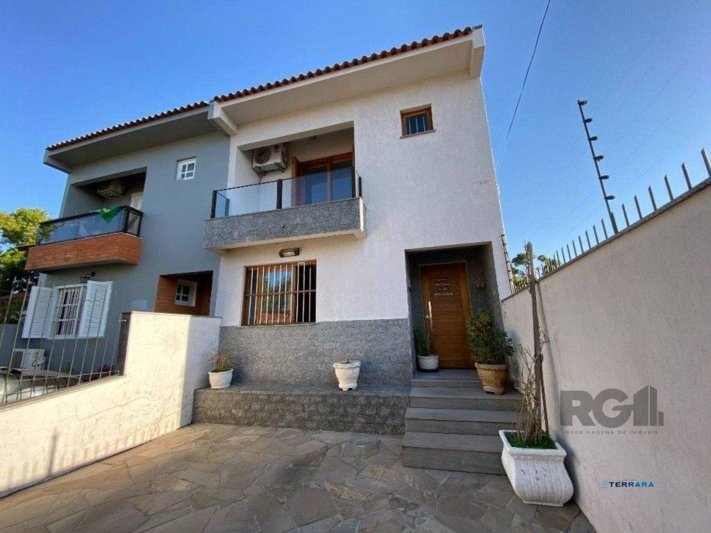 Casa 3 quartos à venda, 136m², Serraria - Porto Alegre