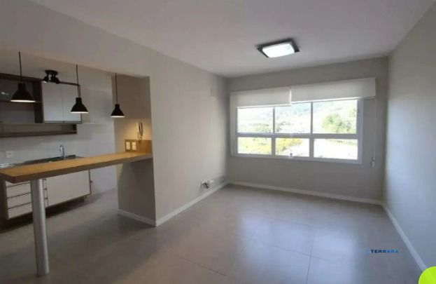 Apartamento de 03 dormitorios e suite , infraestrtura de clube no Jardim Carvalho em Porto Alegre