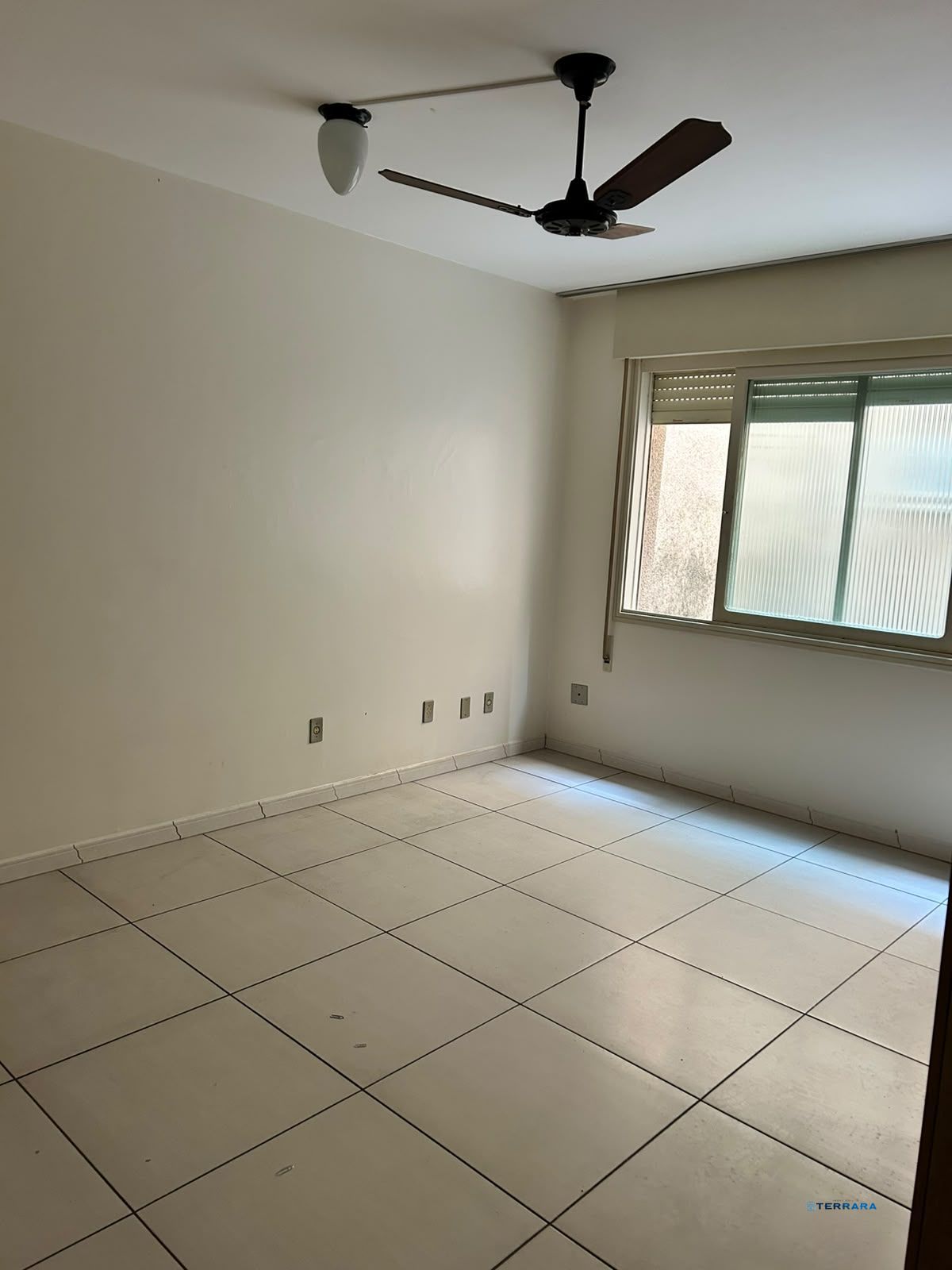 Apartamento, à venda, 32 m², Menino Deus - Porto Alegre — foto 3