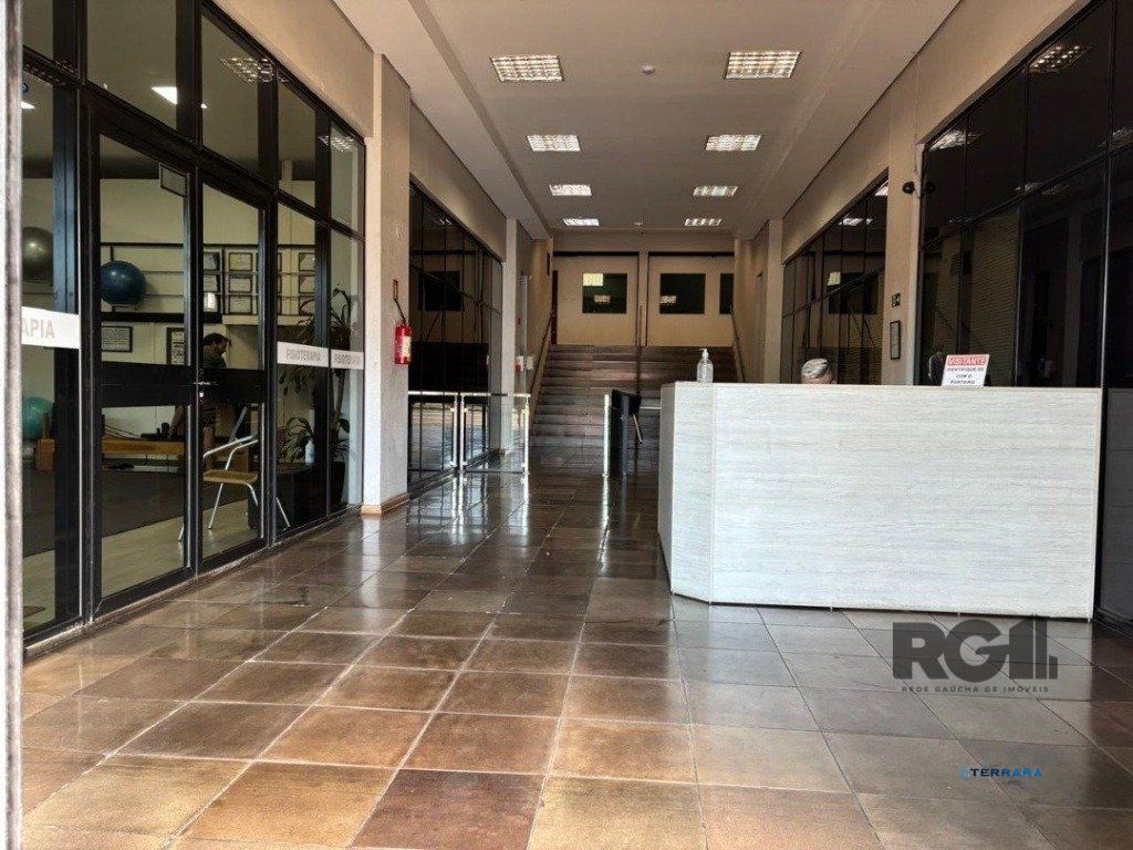 Sala Comercial, à venda, 28 m², Teresópolis - Porto Alegre — foto 2
