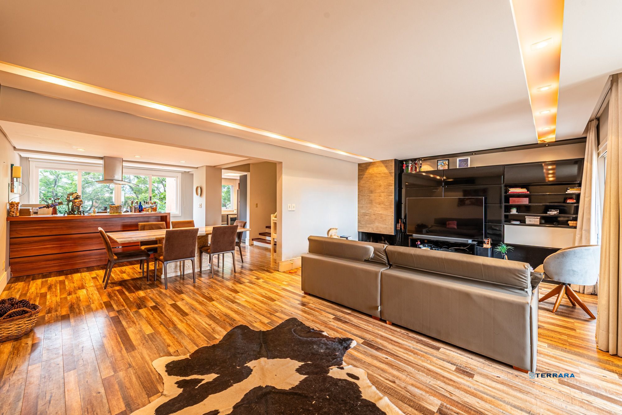 Casa Condominio para Venda - 404.59m², 3 dormitórios, sendo 1 suites, 2 vagas - Cristal