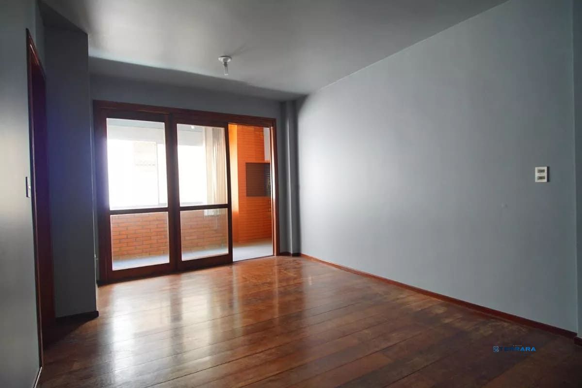 Apartamento de 3 dormitórios à venda em Petrópolis - Porto Alegre