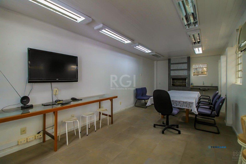 Prédio Comercial, à venda, 247 m², Glória - Porto Alegre — foto 2