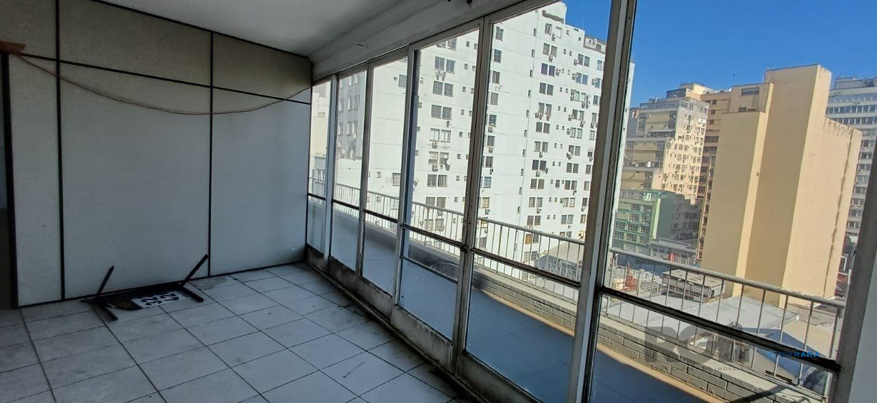 Sala Comercial à venda, 160m², Centro Histórico - Porto Alegre