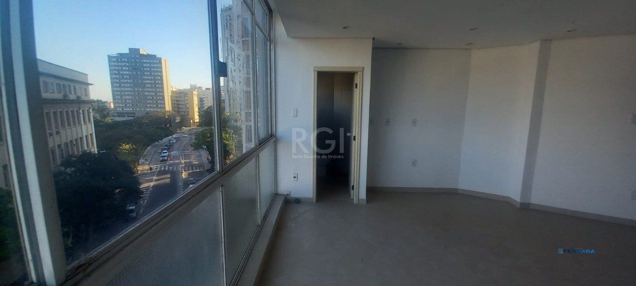 Sala Comercial, à venda, 32 m², Centro Histórico - Porto Alegre — foto 2