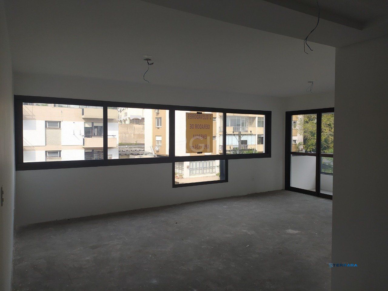 Apartamento para Venda - 123.71m², 3 dormitórios, sendo 1 suites, 2 vagas - Petrópolis