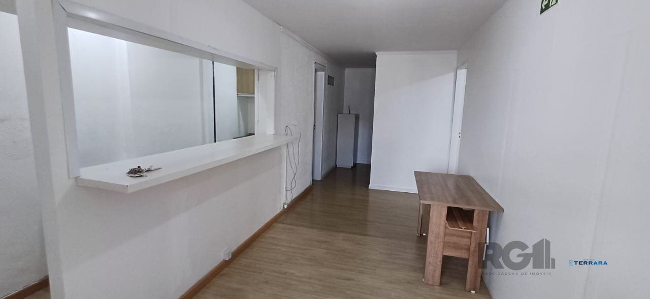 Sala Comercial, à venda, 50 m², Centro Histórico - Porto Alegre — foto 2