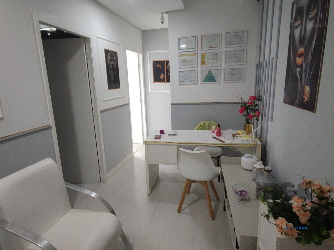 Sala Comercial, à venda, 42 m², Centro Histórico - Porto Alegre — foto 2