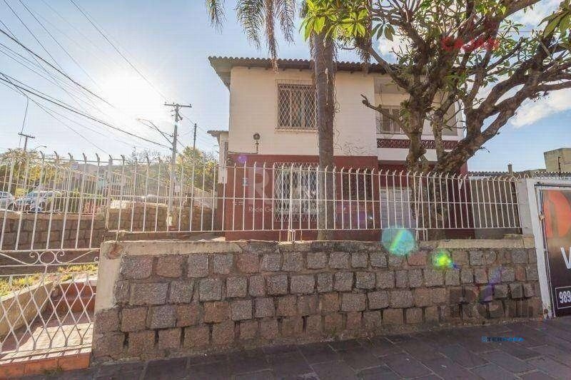 Casa Comercial à venda, 273m², Glória - Porto Alegre