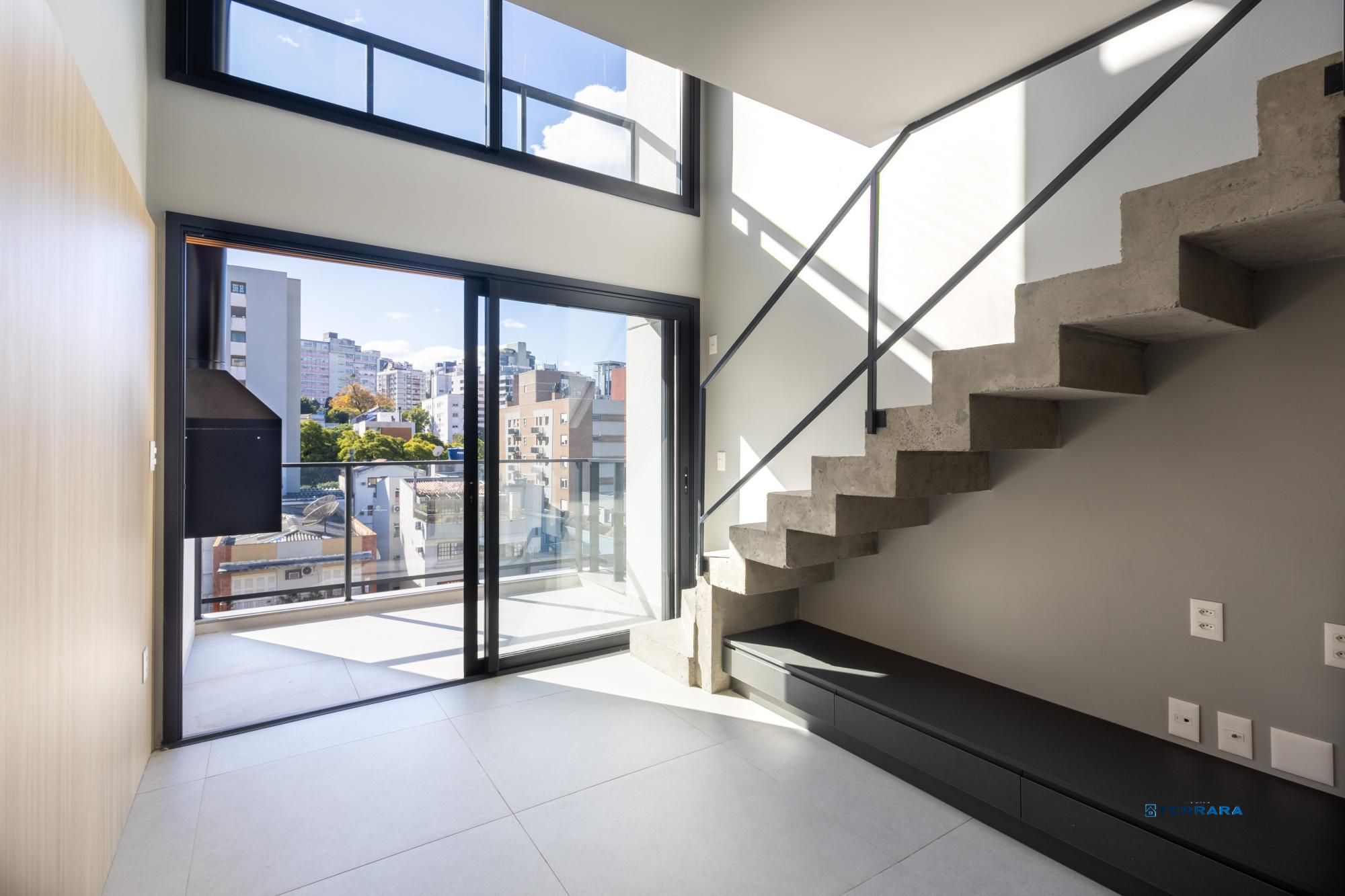 1 dormitório duplex | Bom Fim | Semi mobiliado
