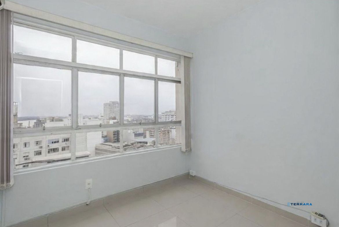 Sala Comercial Reformada no Centro Histórico | 46m² | Portaria 24h