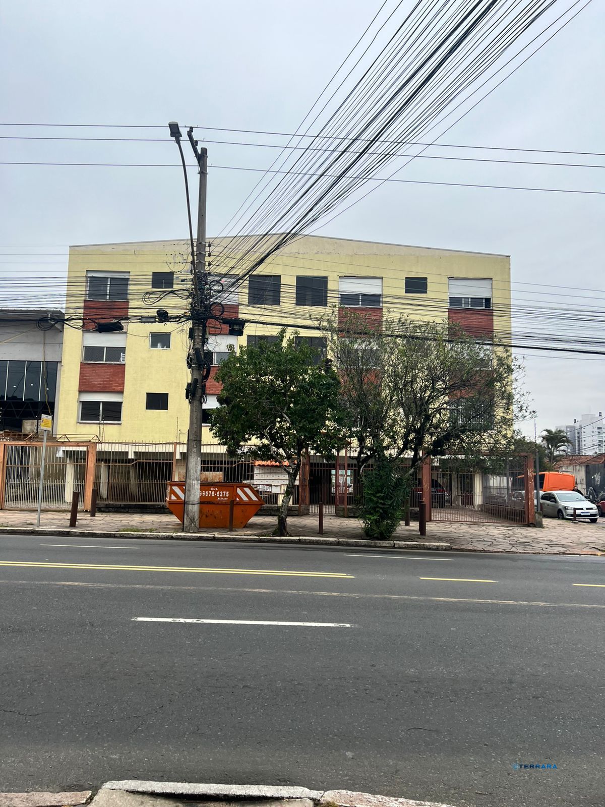 Apartamento 1 dormitório, 1 banheiro desocupado