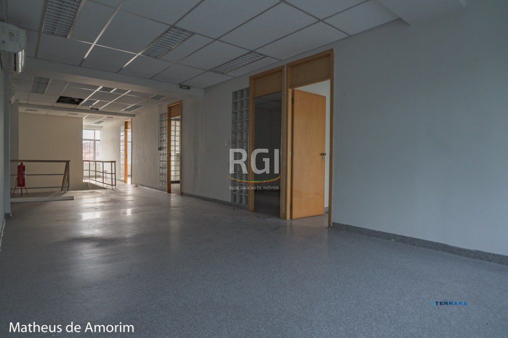 Loja para Venda - 253.09m², 0 dormitórios, Auxiliadora