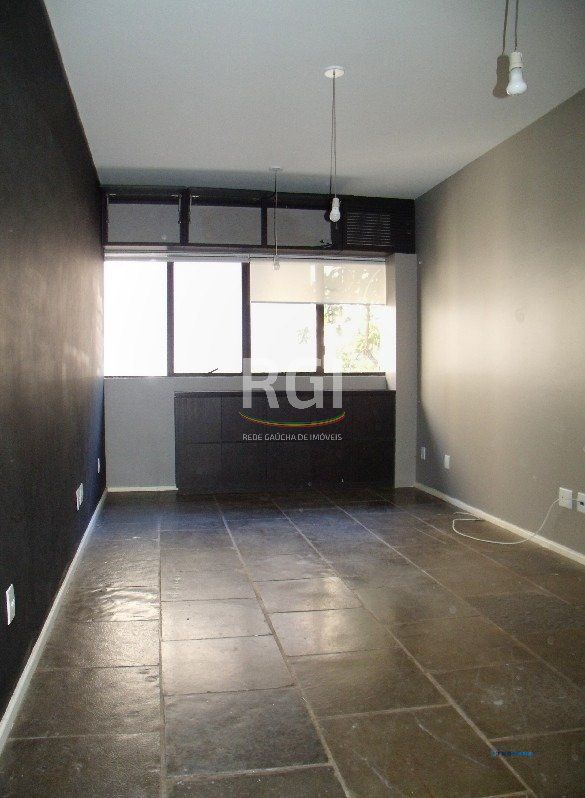Sala Comercial no Edifício Centro Profissional Ouro Preto Sala 402, à venda, 26 m², Independência - Porto Alegre — foto 4