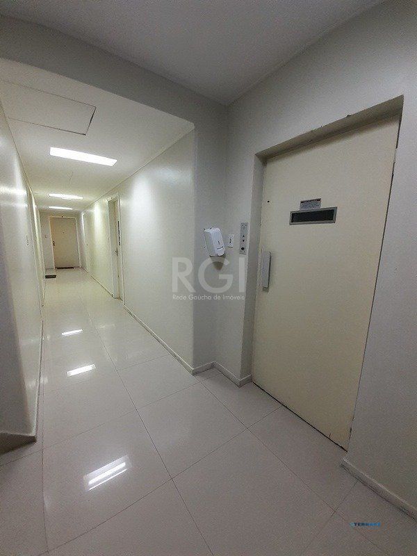 Sala Comercial, à venda, 36 m², Moinhos de Vento - Porto Alegre — foto 4