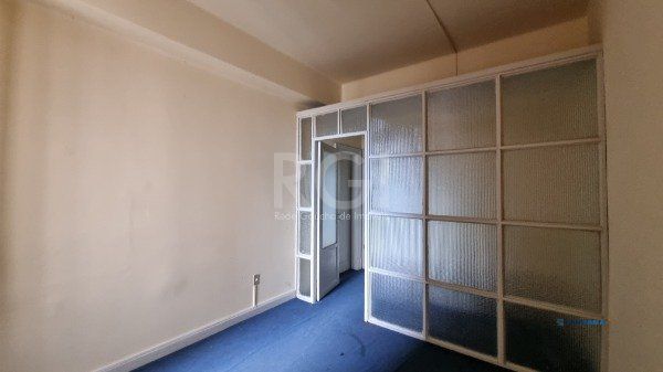 Sala Comercial, à venda, 18 m², Centro Histórico - Porto Alegre — foto 2
