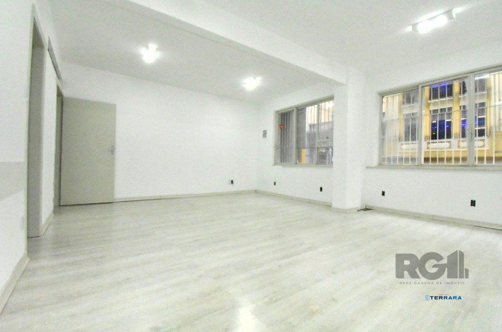 Sala Comercial, à venda, 50 m², Centro Histórico - Porto Alegre — foto 4