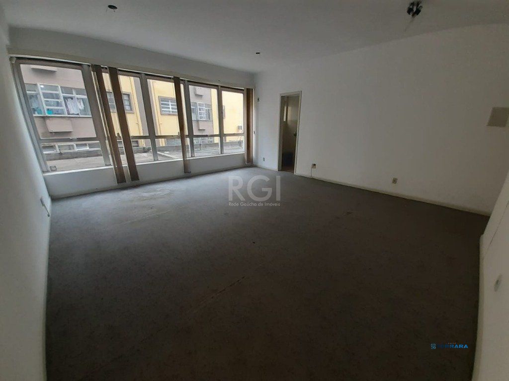 Conjunto/Sala para Venda - 37.2m², 0 dormitórios, Petrópolis