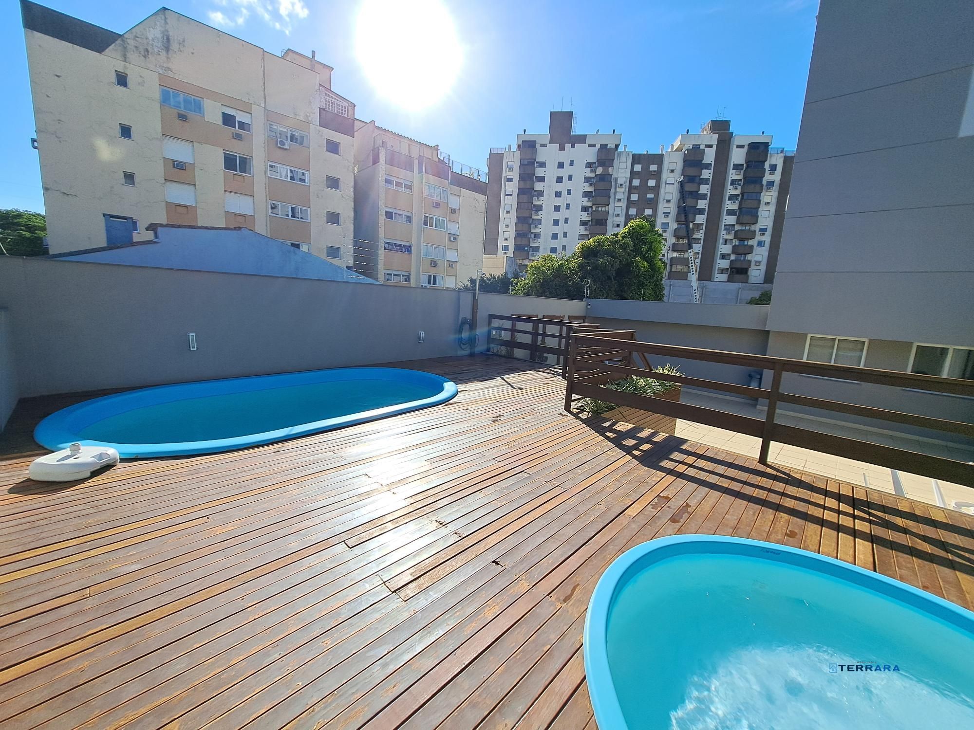 Apartamento 2 dormitórios com vaga no Menino Deus