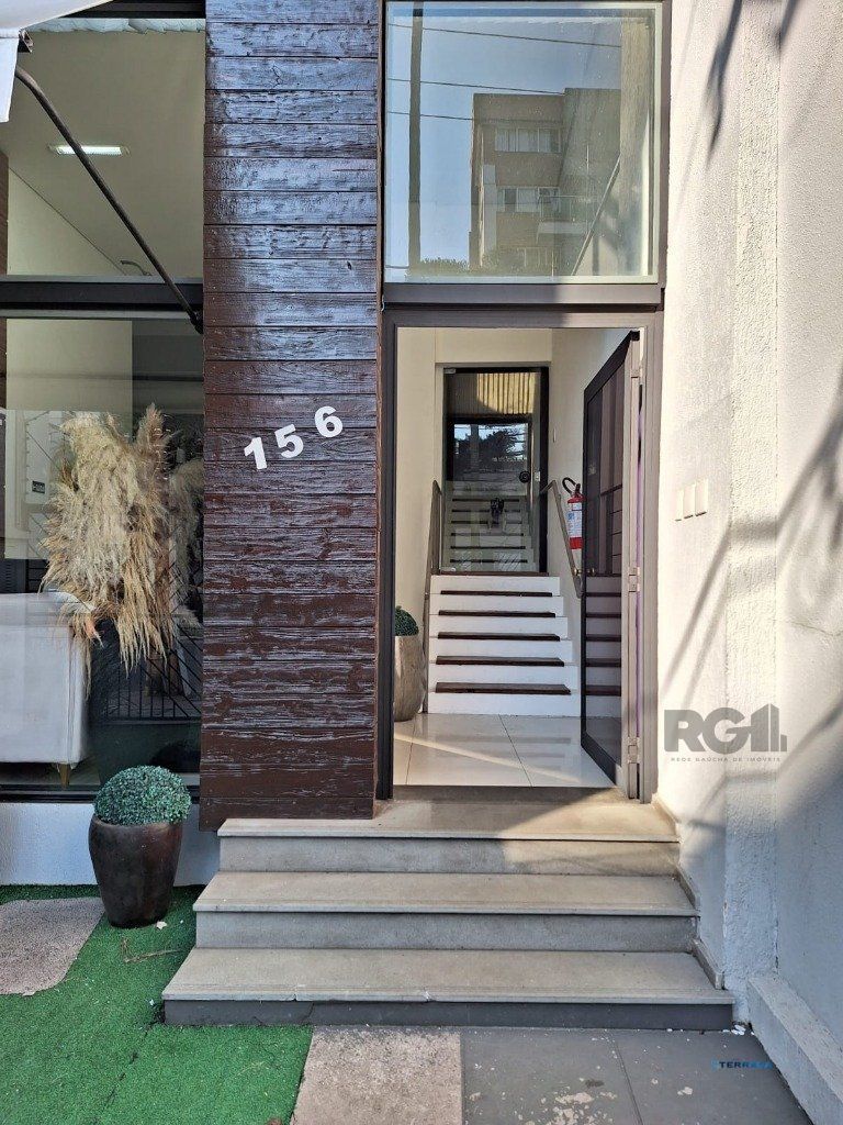 casa misto -7 salas - 325,12 m² - Menino Deus