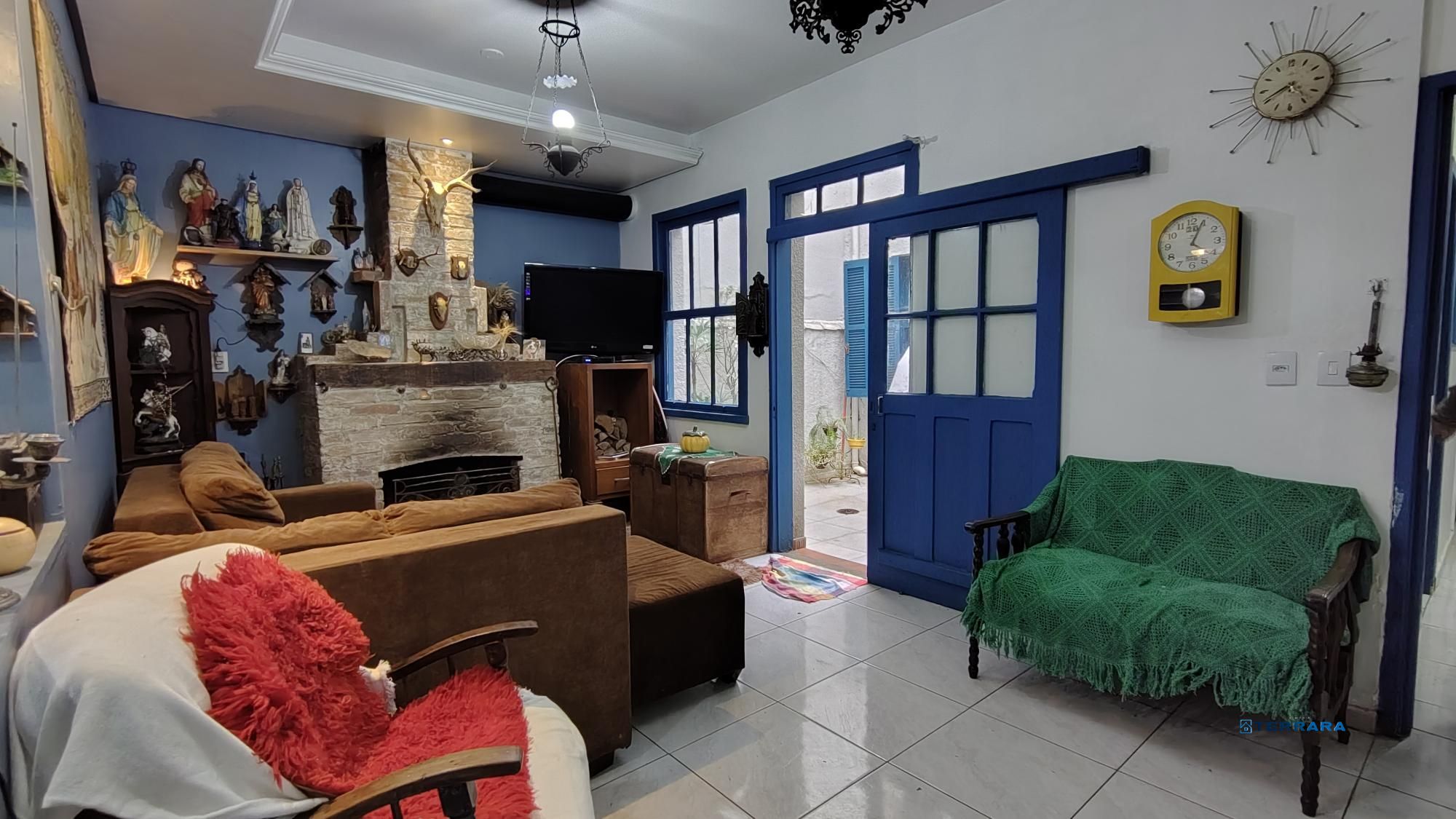 Apartamento Garden de 2 quartos, 1 suíte, no bairro Floresta.