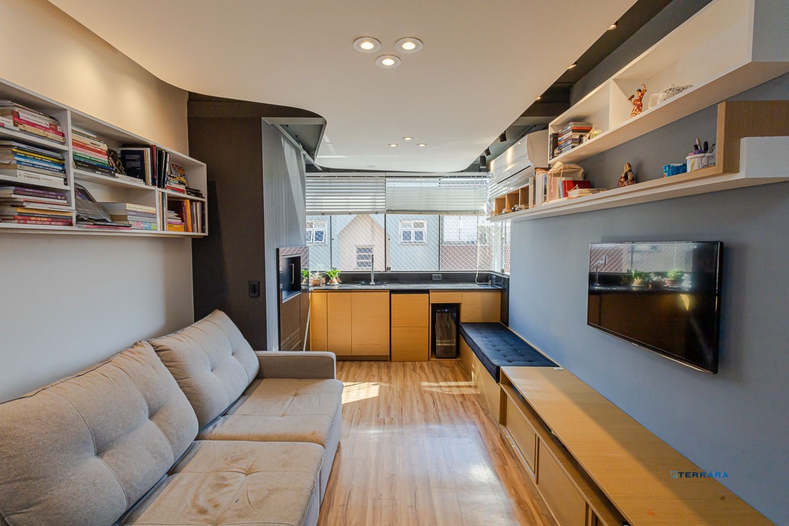 Apartamento com 3 quartos e 83m² à venda em Jardim Itu, Porto Alegre