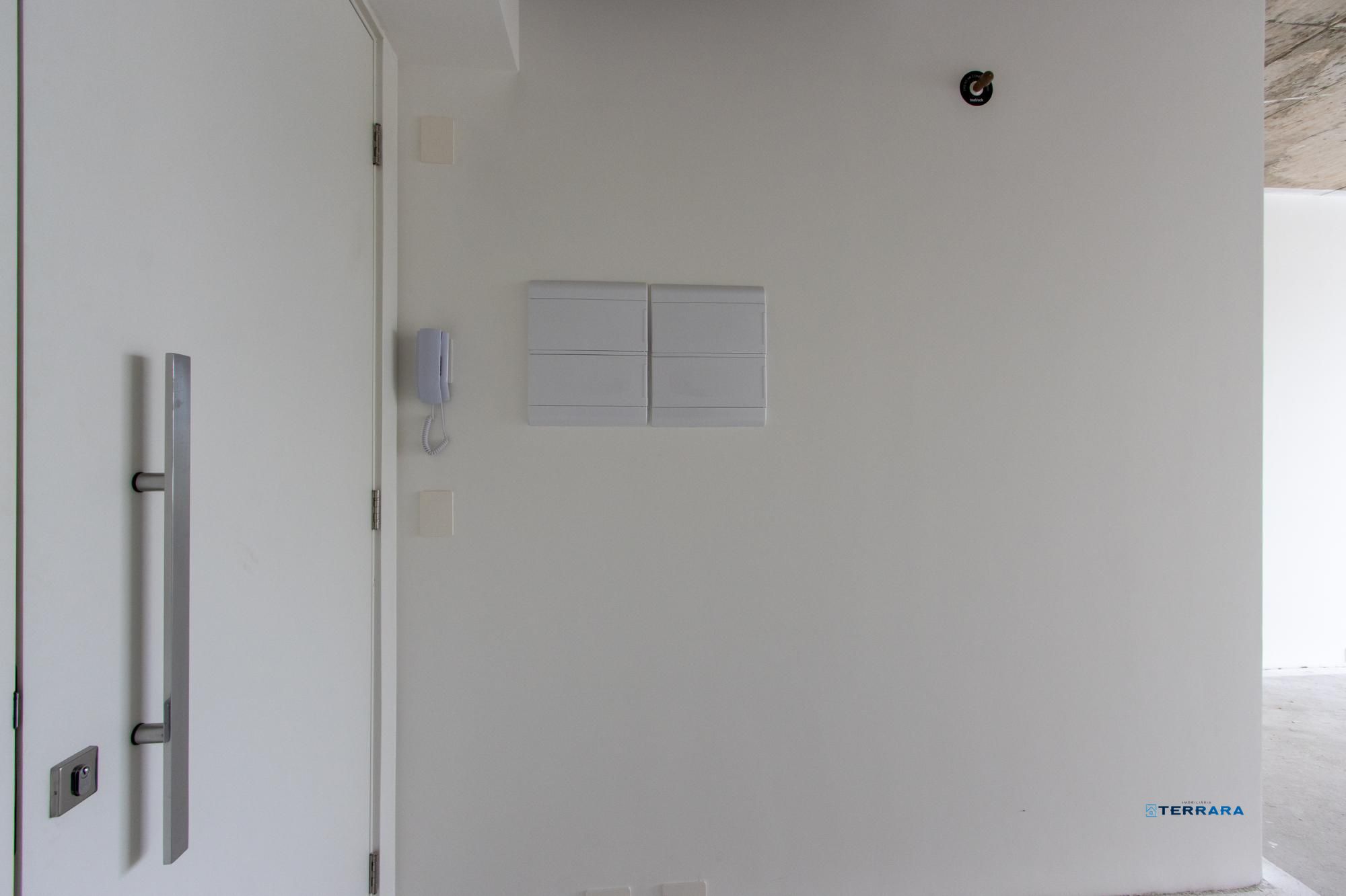 Sala Comercial, à venda, 32 m², Praia de Belas - Porto Alegre — foto 2