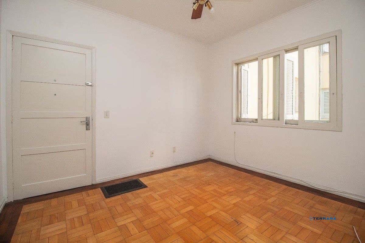 Apartamento no Condomínio Edifício Britania, 1 quarto, à venda, 45 m², Centro Histórico - Porto Alegre — foto 4