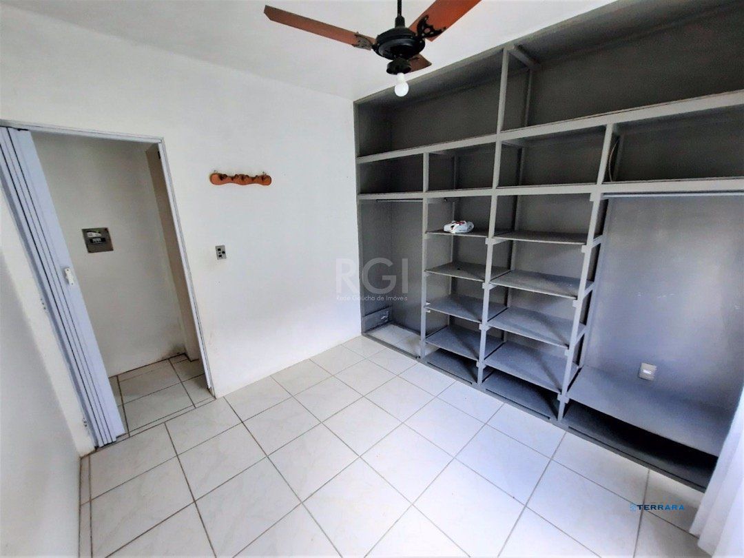 Apartamento à venda na rua Doutor Barcelos, no bairro Tristeza em Porto Alegre.