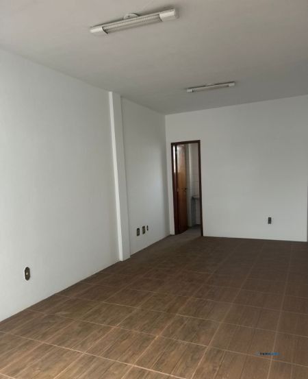 Sala Comercial, 1 sala, à venda, 30 m², Passo da Areia - Porto Alegre — foto 2